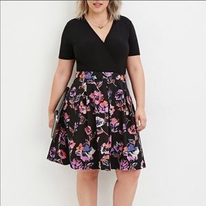 High Waisted Pleated Floral Plus Size Skirt 3X